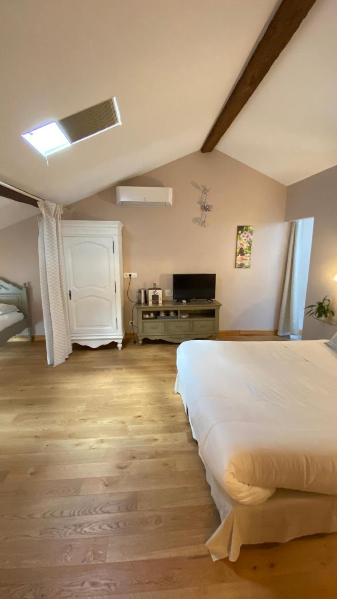 Le Clos Du Cedre Launac Exterior photo